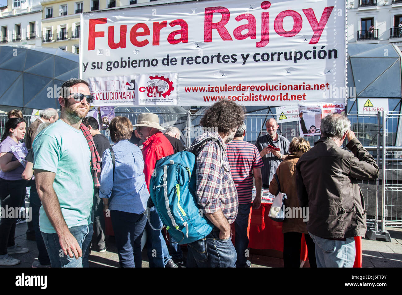 Madrid, Spagna. Il 20 maggio 2017. Manifestazione a Madrid contro il governo del partito Popualr sullato strade Credito: Alberto Ramírez Sibaja/Alamy Live News Foto Stock