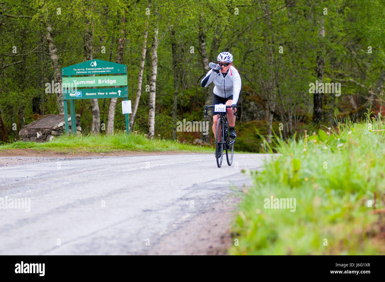 Pitlochry, Perthshire, Scotland, Regno Unito. 21 Maggio, 2017. I ciclisti che partecipano nel 2017 Etape Caledonia &COPY; Credito: Cameron Cormack/Alamy Live News Foto Stock