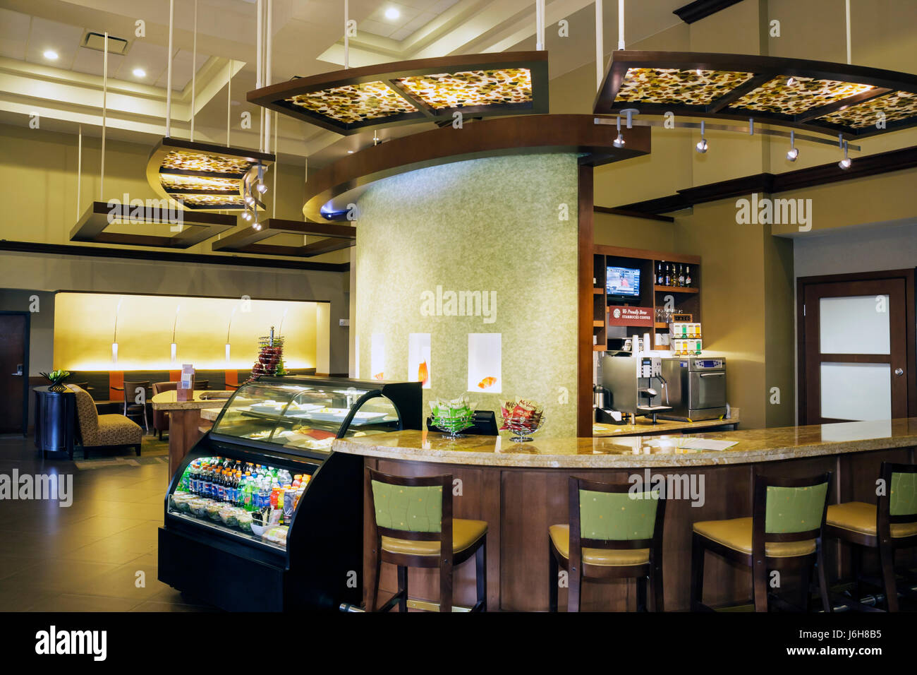 Roanoke Virginia, Hyatt Place, hall, hotel hotel alloggio motel motel, snack bar, pub, arredamento, design d'interni, design, cibi refrigerati, drink Foto Stock
