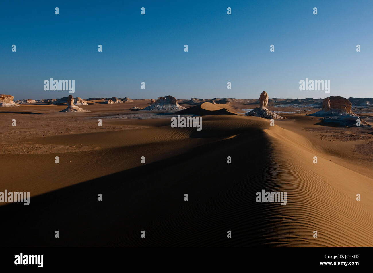 Deserto Deserto africa rock dune di sabbia Sabbie domani mattina shine brilla Foto Stock