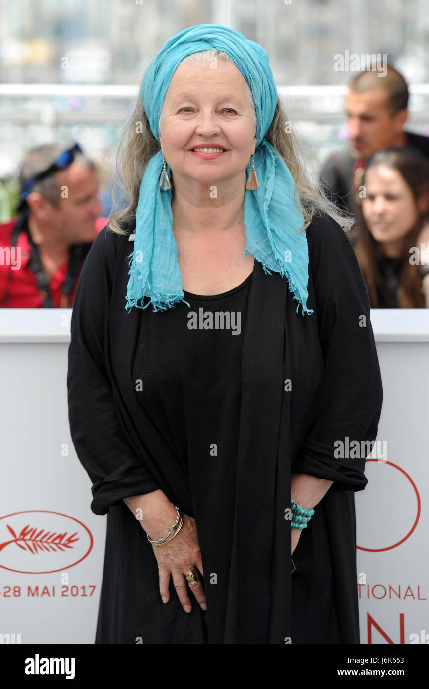 Settantesimo Cannes Film Festival 2017, Photocall film 'fortunata". Nella foto : Hanna Schygulla Foto Stock