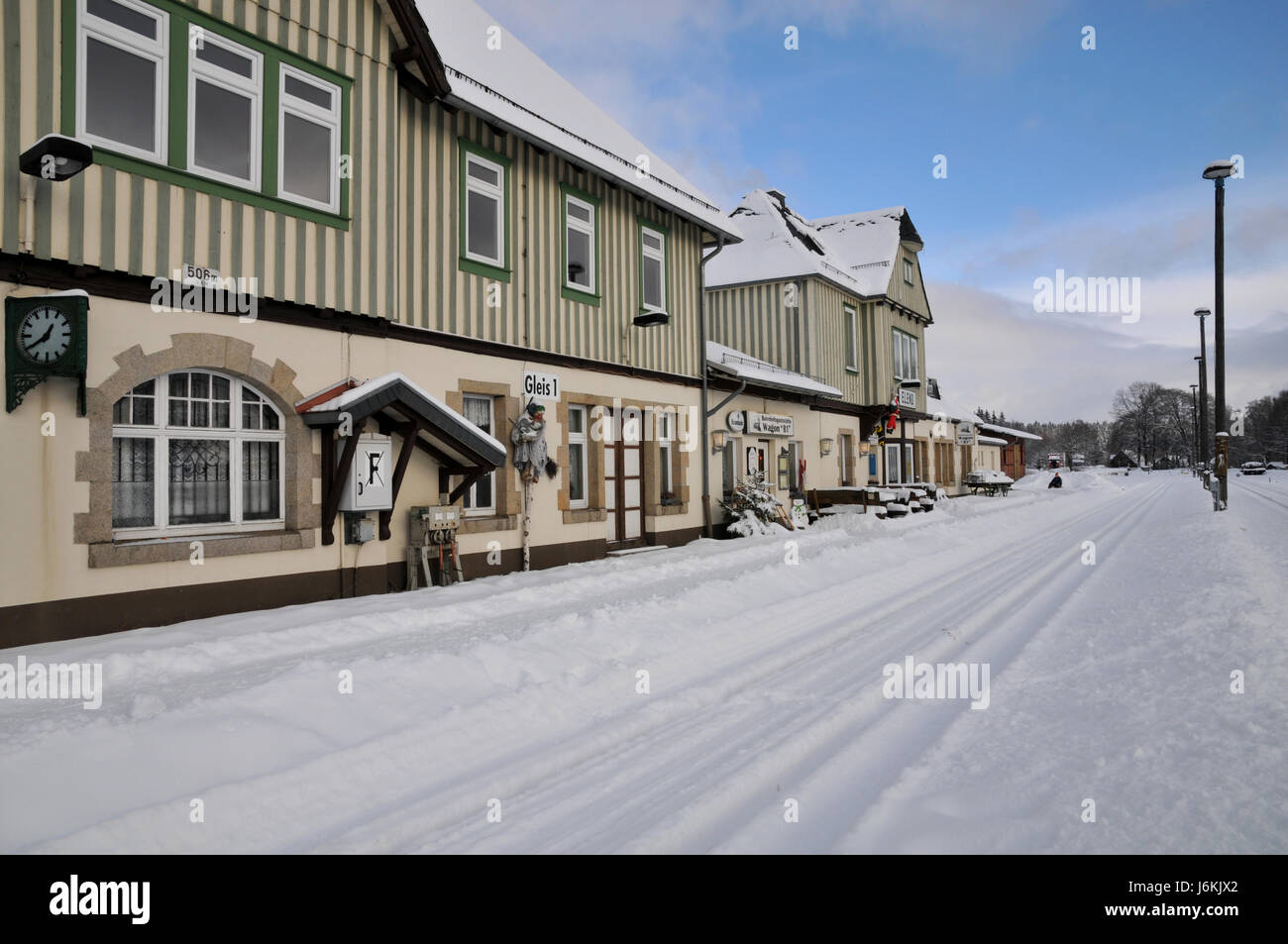 Resina di stazione il cumulo di neve povero miserabile indigente impoverito unpropertied bisognosi Foto Stock