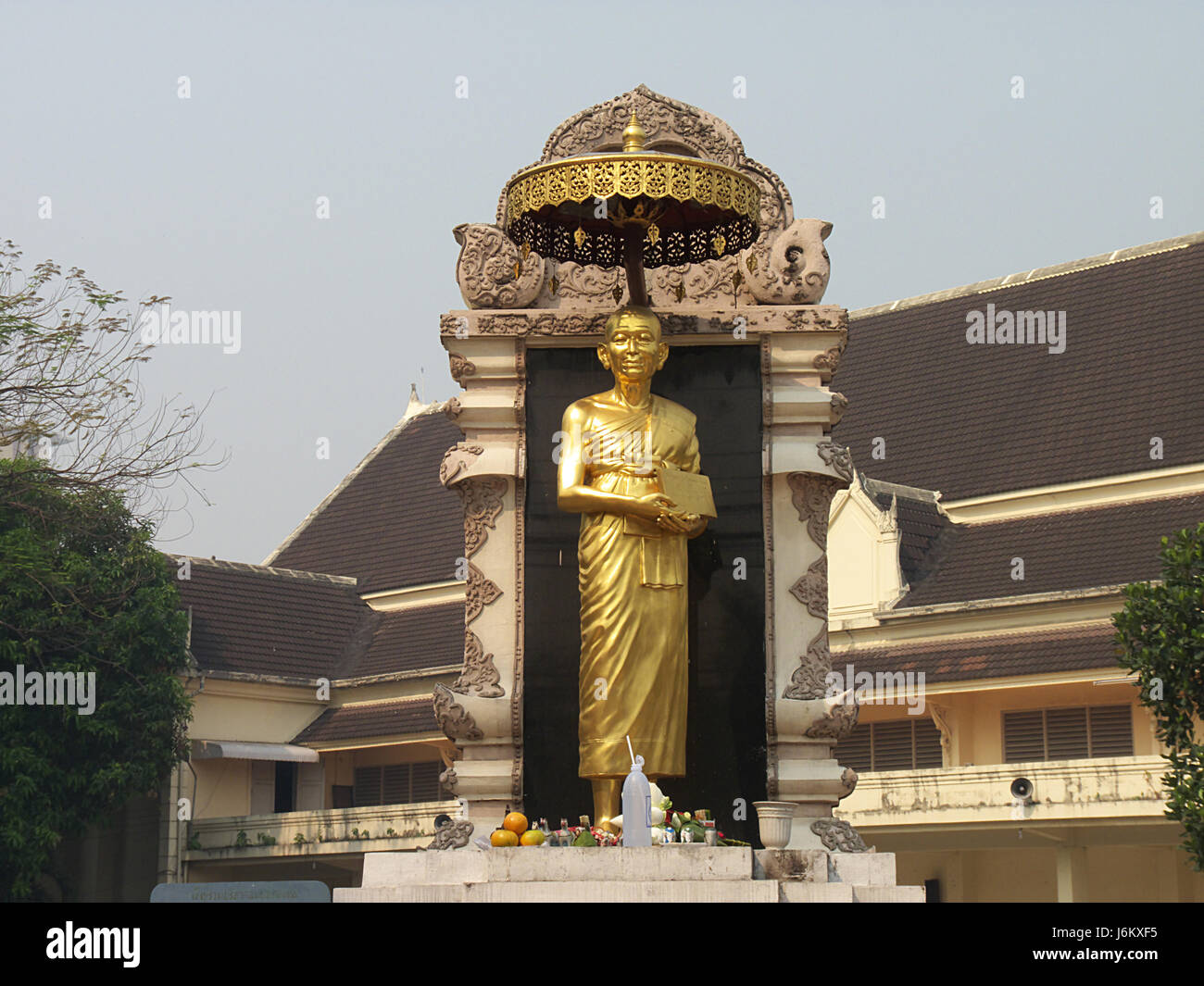 Asia thailandia buddha può pavimentazione strada del buddismo convinzione tempio estremo oriente Foto Stock