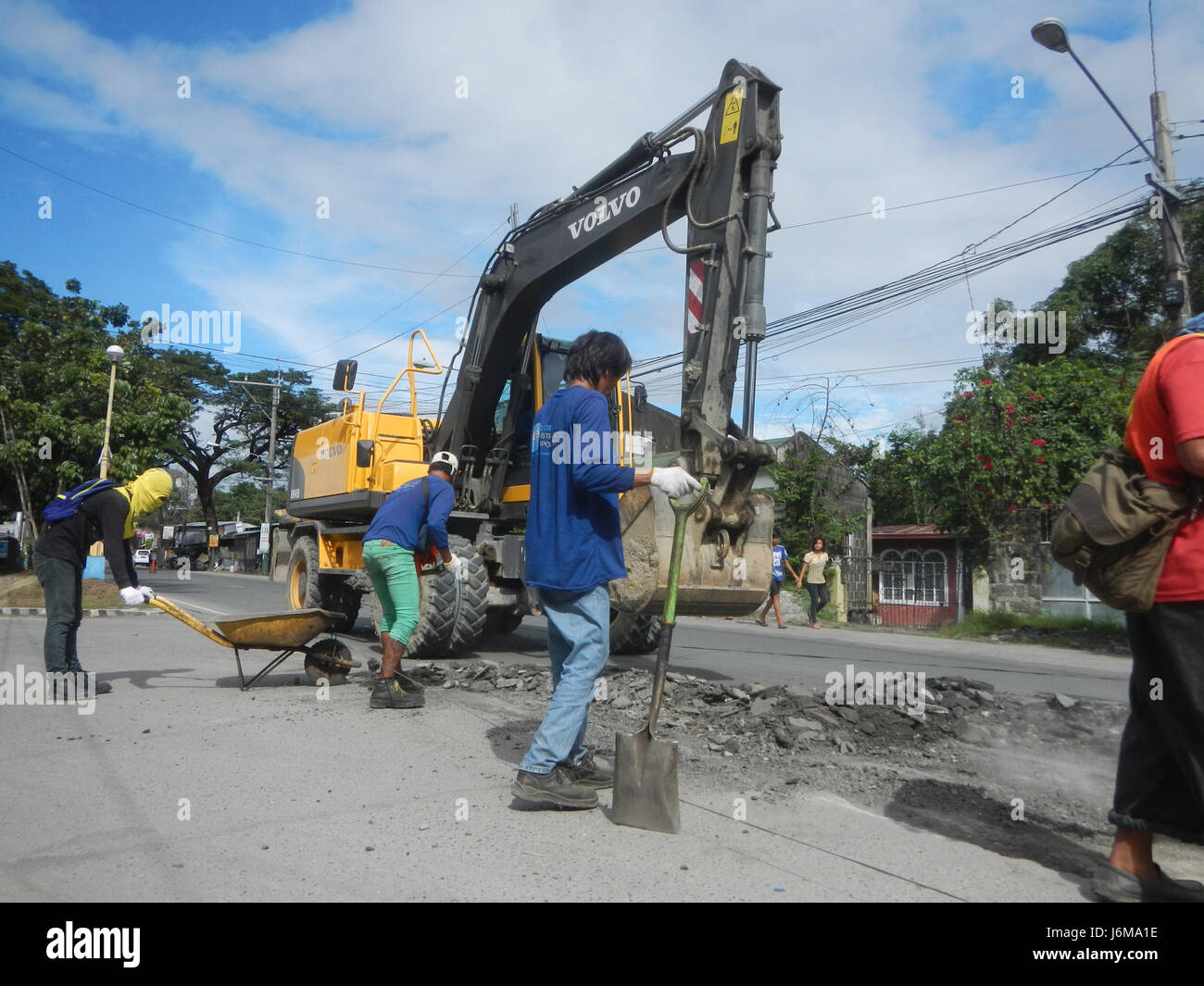 09046 costruzioni stradali Pulilan Bulacan Volvo EW157B Maharlika autostrada Foto Stock