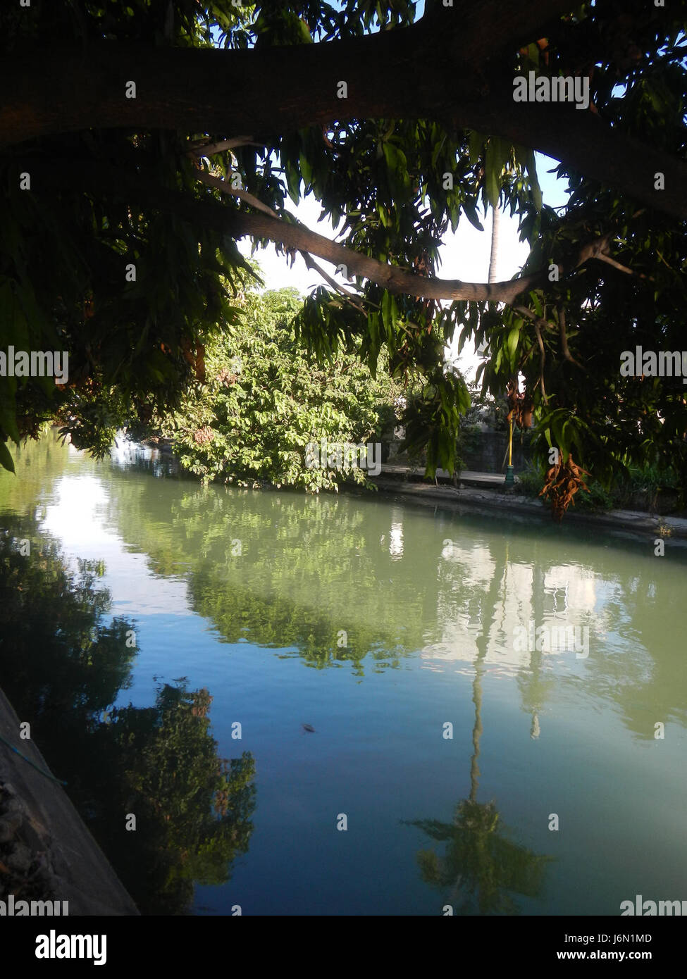 09218 risaie case alberi irrigazione Bagong Nayon Baliuag Bulacan ponti stradali 29 Foto Stock