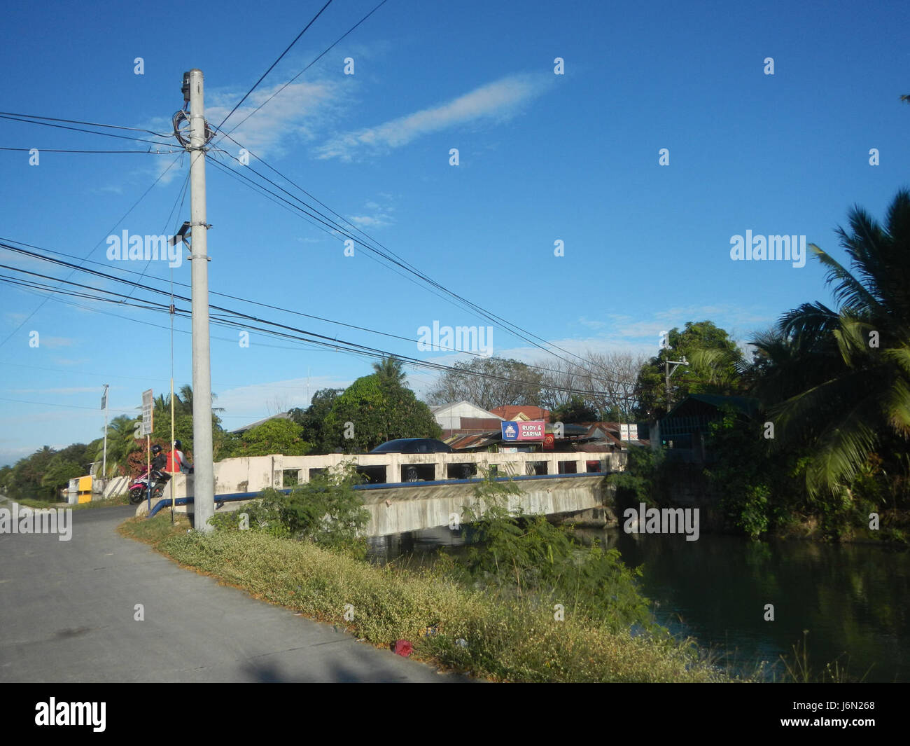 09588 risaie, praterie, alberi, case di irrigazione, Sabang Baliuag, Bulacan ponti stradali 25 Foto Stock