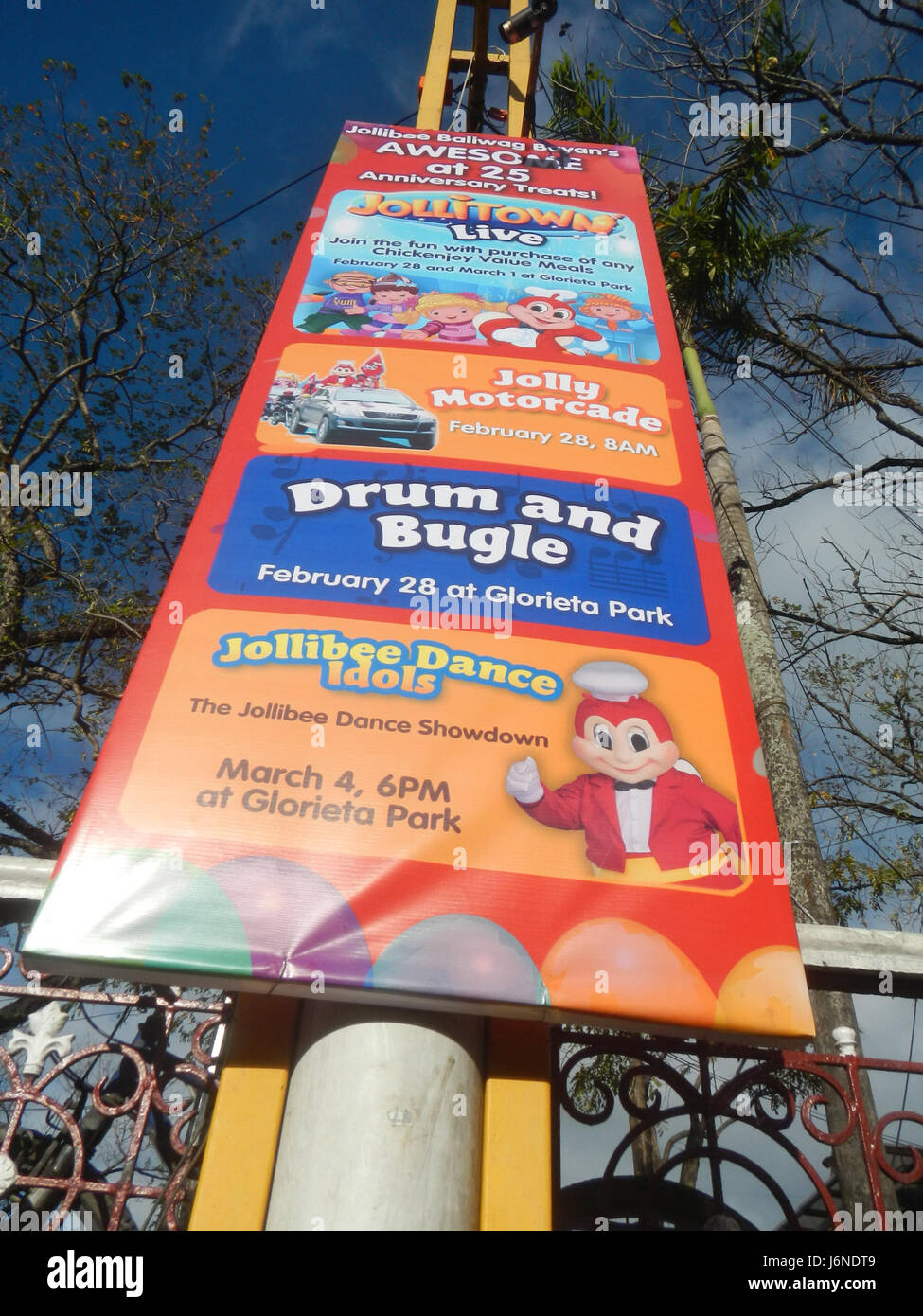 0938 Jollitown cinquantacinquesimo anniversario Jollibee Glorieta Park Baliuag Bulacan Foto Stock