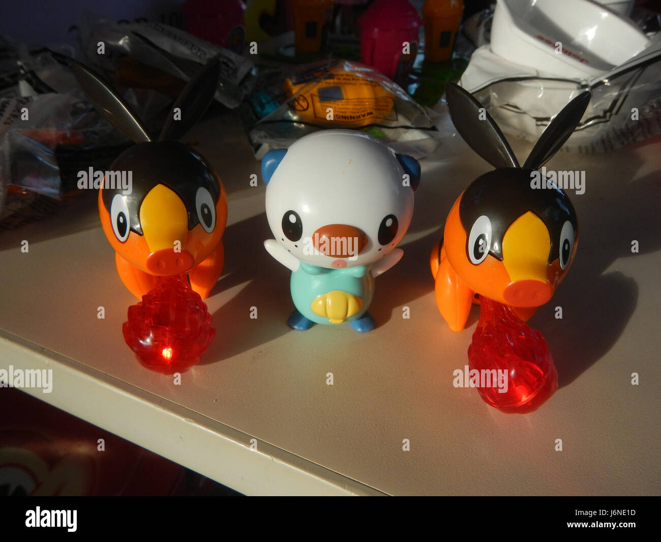 Questa immagine o evento segna il 47° anniversario di Jollitown, una celebrazione del coinvolgimento della comunità di Jollibeeâ, tenutasi al Glorieta Park di Baliuag, Bulacan. Jollibee, una popolare catena di fast food filippina, è nota per il suo impatto culturale e la sua eredità. Foto Stock