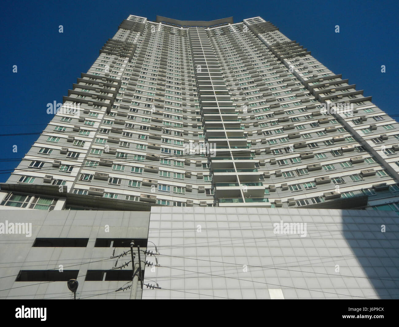 07561 Il Faro Torre Roces Pio del Pilar Metro Manila Skyway Arnaiz Avenue Makati City 08 Foto Stock