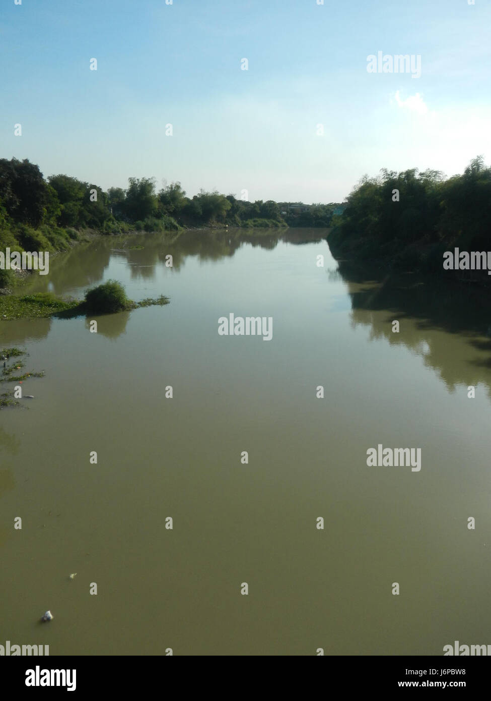 09730 Candaba Città Vecchia corretta nuovi ponti sul fiume Pampanga 2017 06 Foto Stock