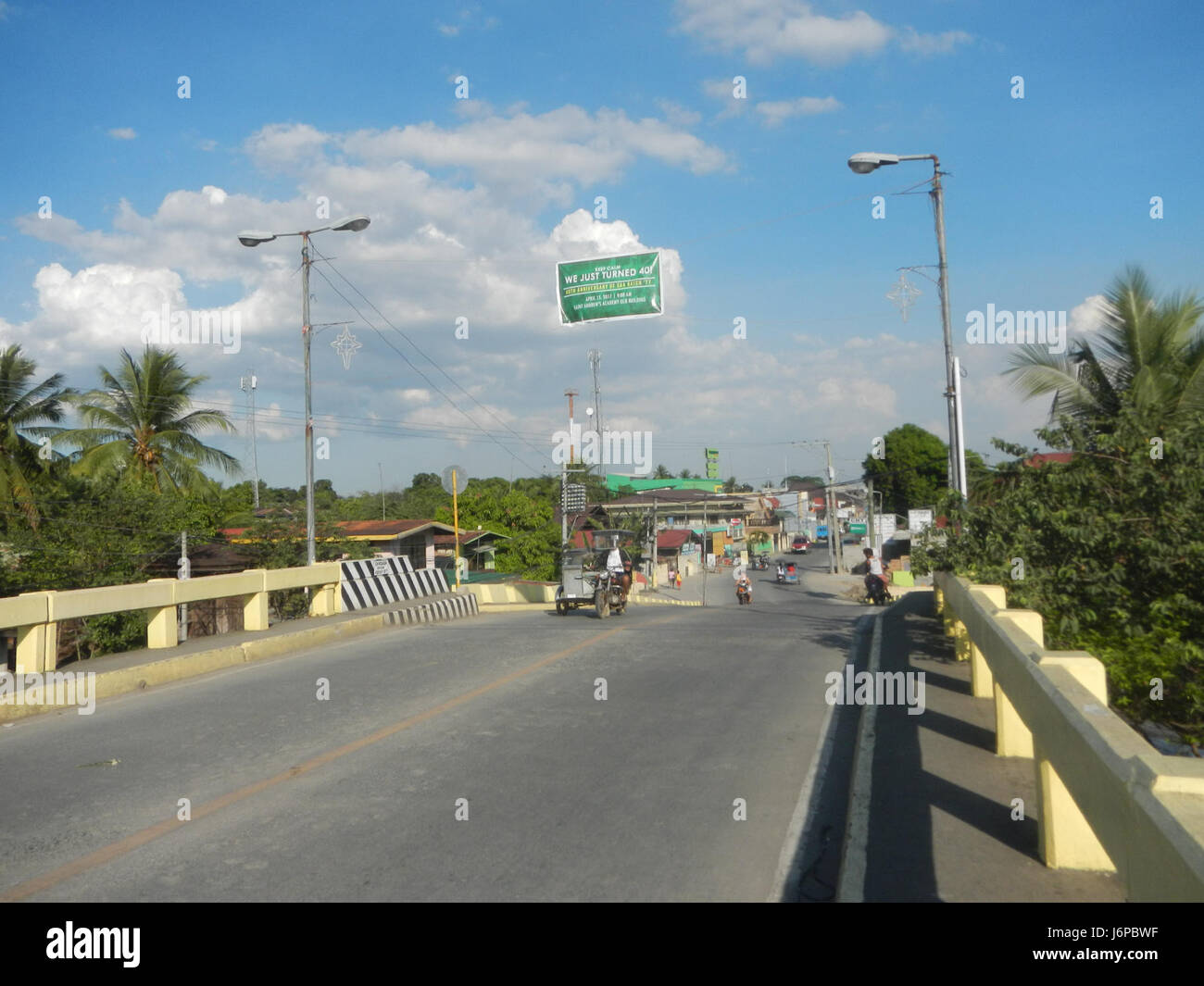09730 Candaba Città Vecchia corretta nuovi ponti sul fiume Pampanga 2017 12 Foto Stock