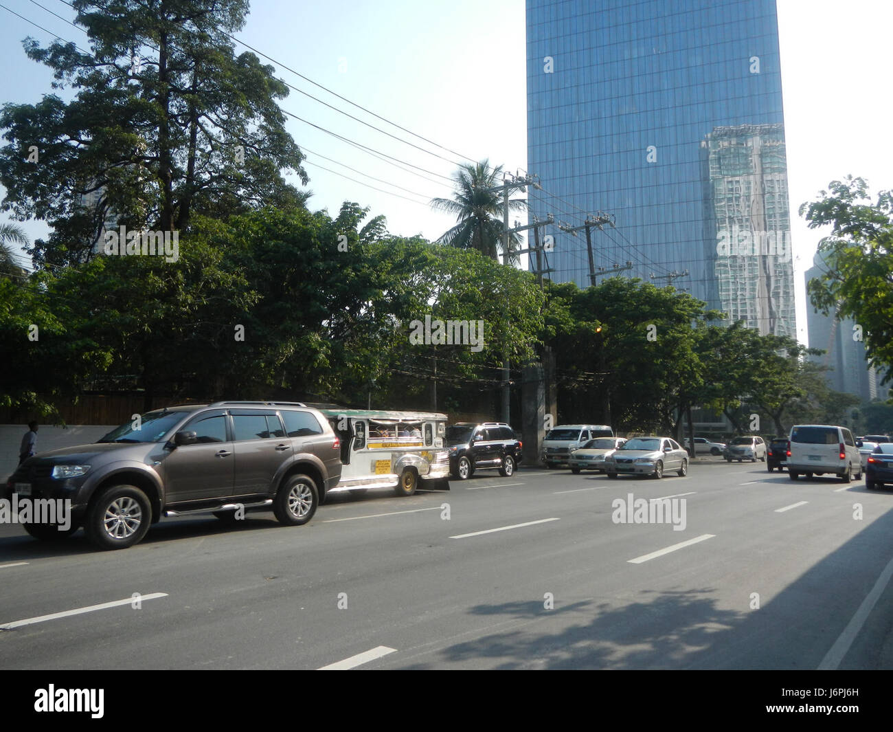 08983 Urdaneta Zuellig costruendo un triangolo Roxas Paseo de Roxas Gil Puyat Makati Avenue 13 Foto Stock