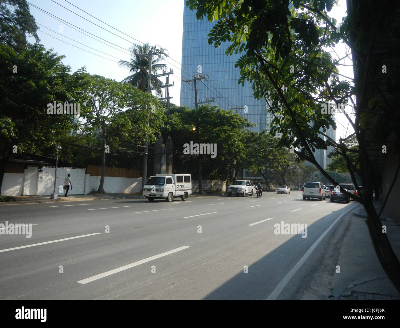 08983 Urdaneta Zuellig costruendo un triangolo Roxas Paseo de Roxas Gil Puyat Makati Avenue 15 Foto Stock