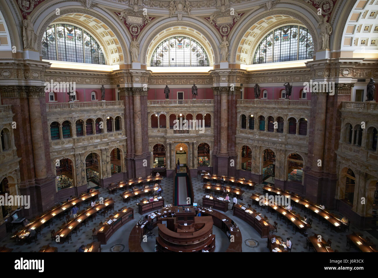 Sala di lettura principale nella Biblioteca del Congresso Thomas Jefferson edificio principale a Washington DC USA Foto Stock