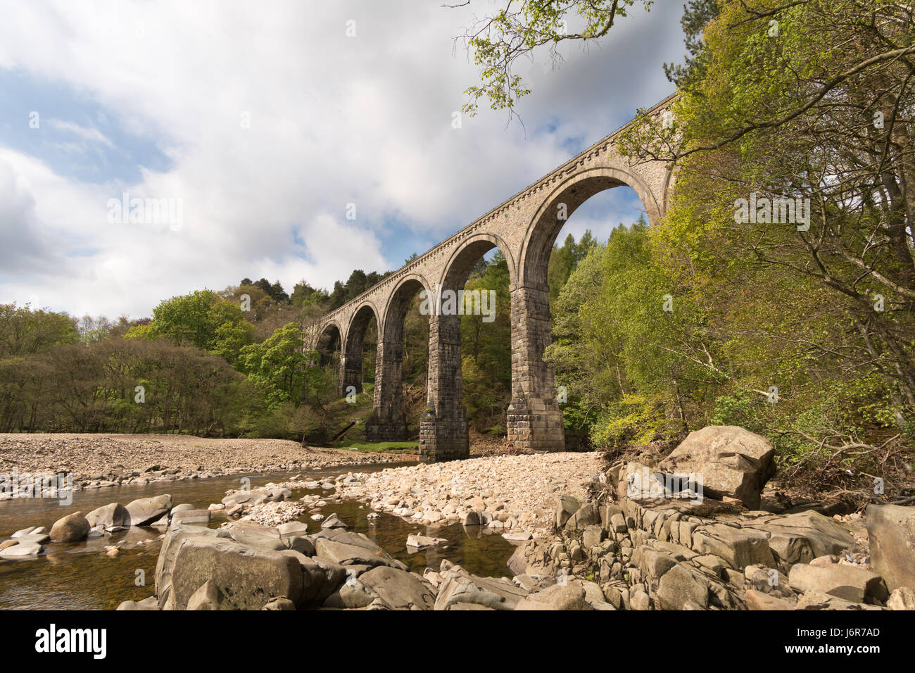 Lambley viaduct un ex ponte ferroviario sul fiume Tyne Sud, Northumberland, England, Regno Unito Foto Stock