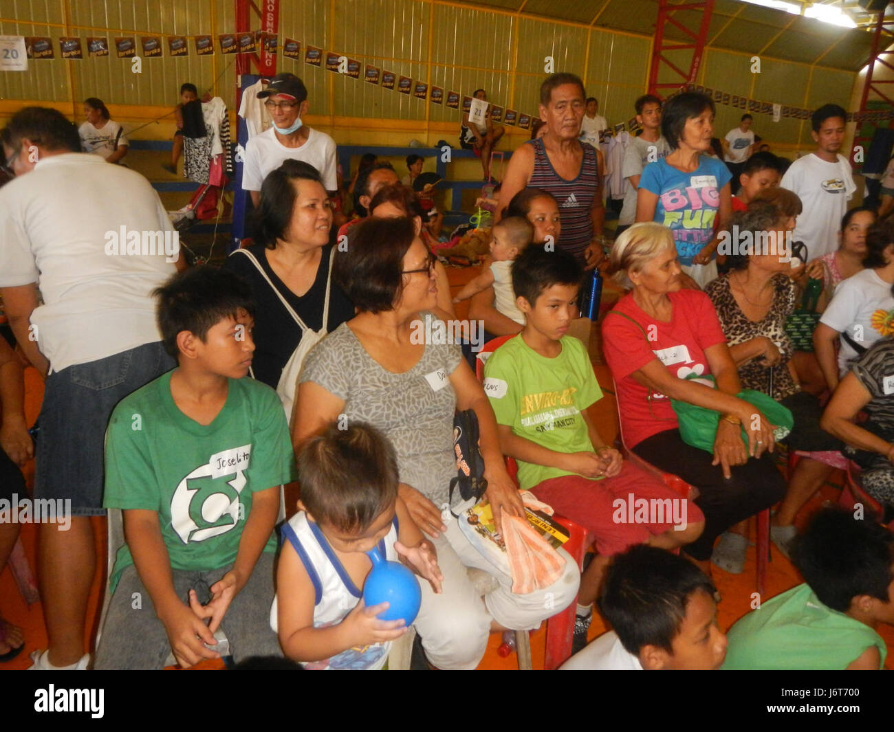 Questo riferimento a Onse a San Juan, Metro Manila, evidenzia una località all'interno della città. San Juan è conosciuta per le sue aree residenziali, i centri commerciali e i monumenti storici, che fungono da fulcro urbano nel cuore di Metro Manila. Foto Stock