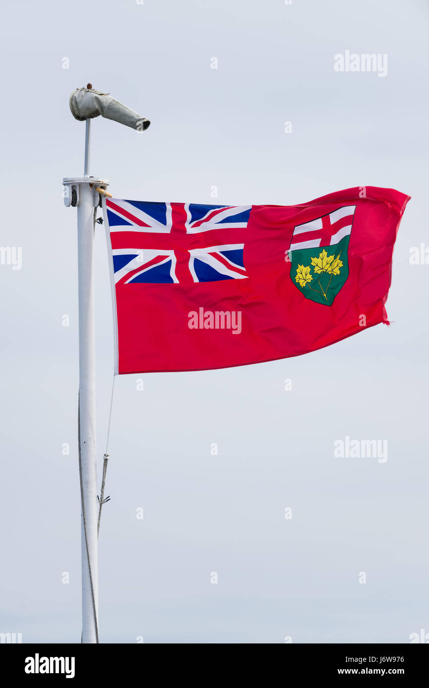 Bandiera dell'Ontario battenti nel vento, Canada Foto Stock