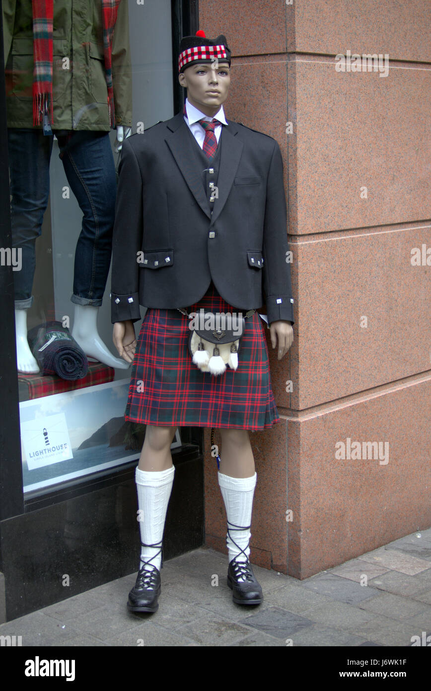 Scottish kilt highland dress su fantoccio al di fuori del negozio Foto Stock