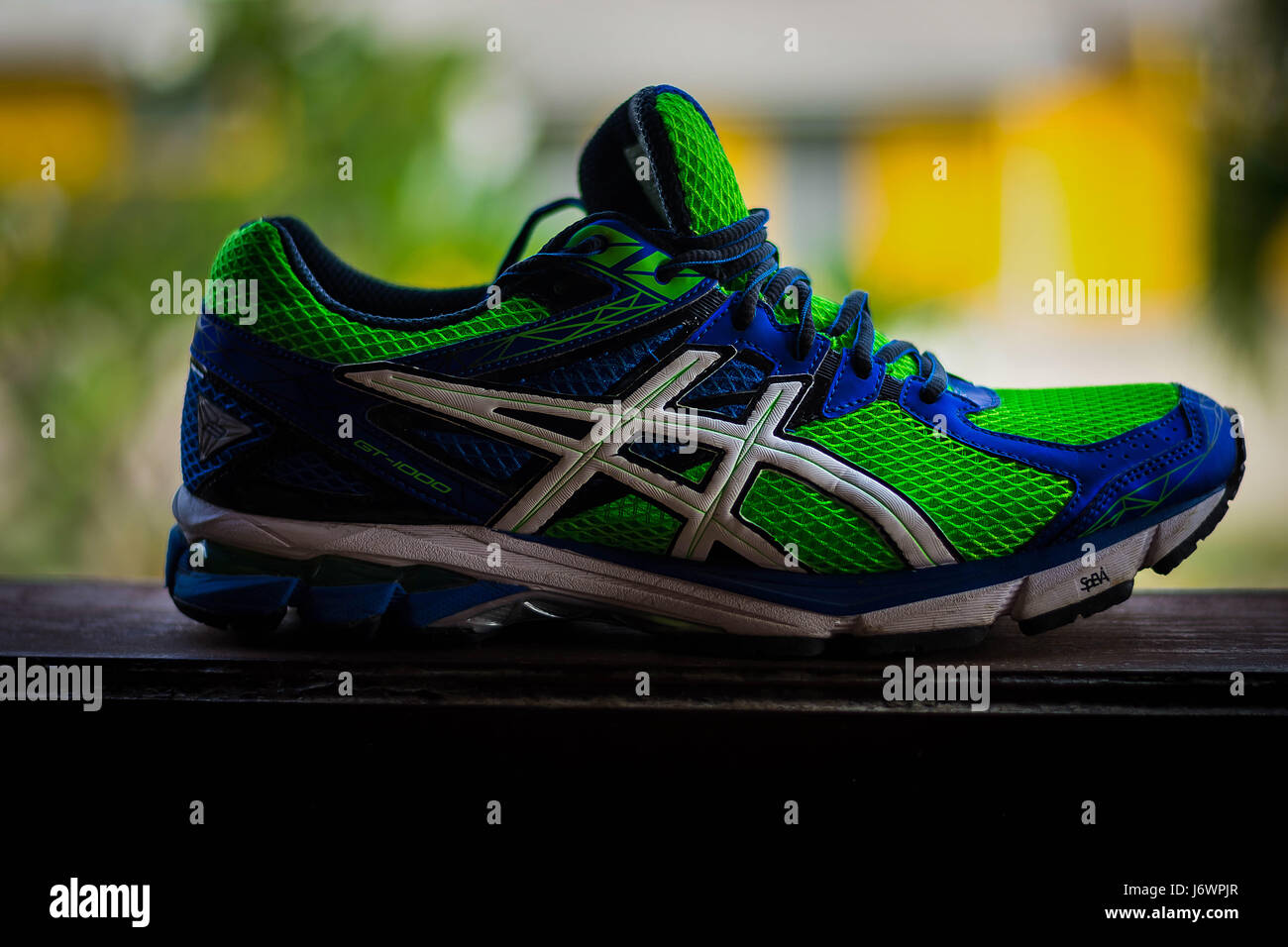 pubblicità asics