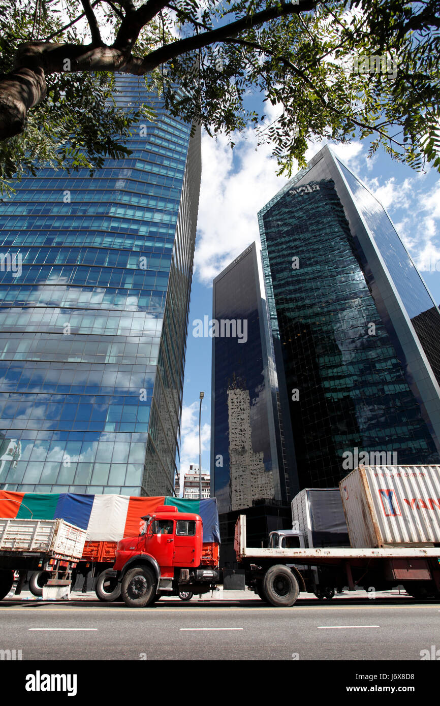 Centro di Buenos Aires, il rinnovamento urbano e progetto di rigenerazione nella vecchia area dei Docklands. Foto Stock