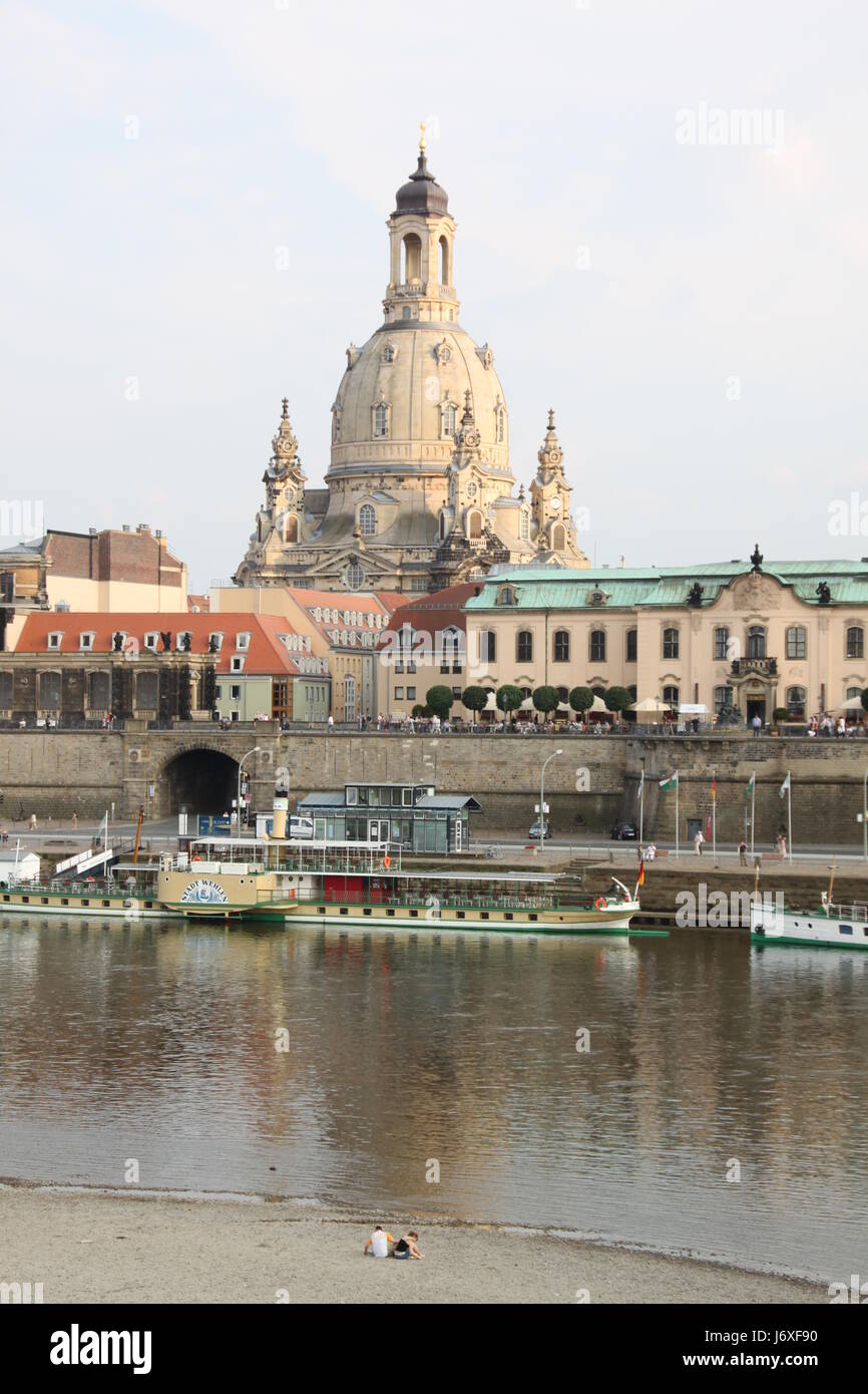 La Chiesa in Germania Repubblica federale tedesca Sassonia Dresda elba barca a vela Foto Stock