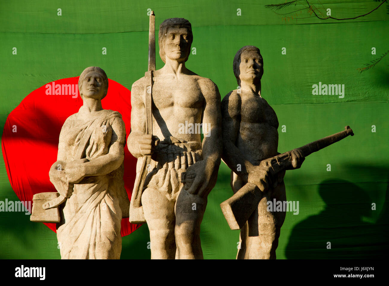 Aparajeyo Bangla è uno dei più noti sculture dedicata al Bangladesh guerra di liberazione nel 1971. Esso si trova nel campus di Dhaka Uni Foto Stock