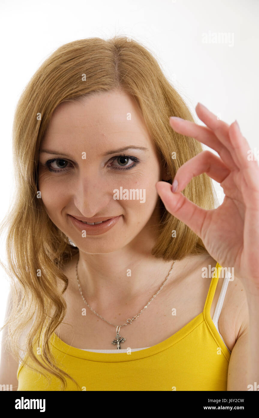 Donna indicano mostrano interpretare la parte superiore del corpo segnale di mano donna Foto Stock