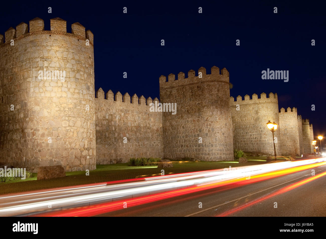 Stone europa Spagna torri mura notte notturno di stile di costruzione Foto Stock