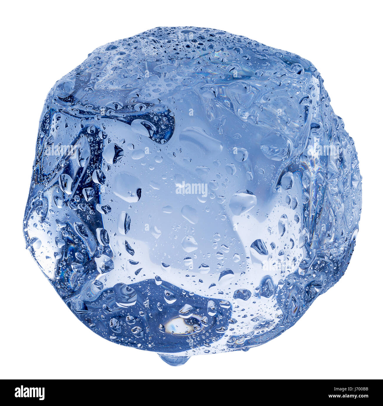 Il cubo di ghiaccio con gocce isolate su uno sfondo bianco. Foto Stock