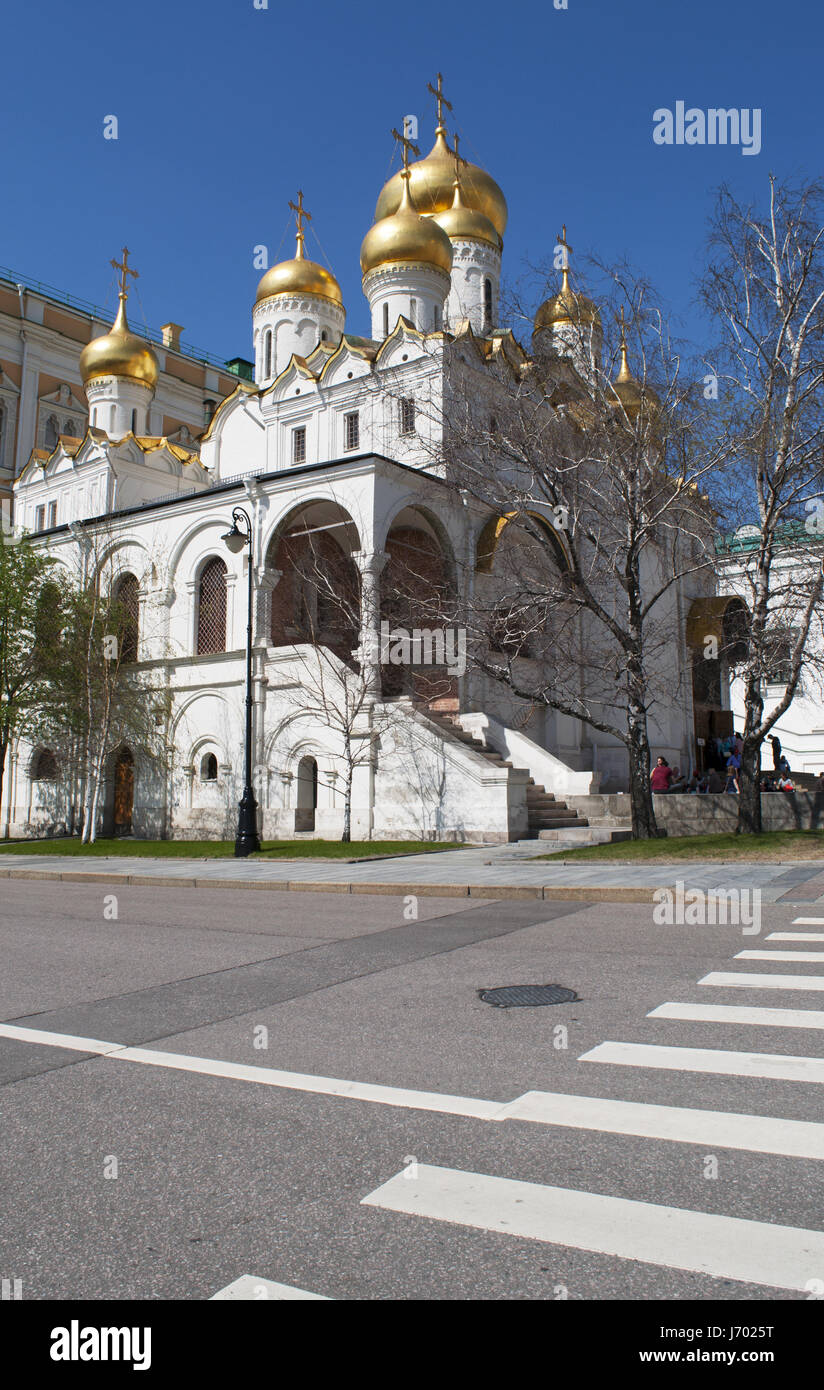 Cremlino di Mosca: Cattedrale dell'Annunciazione, una chiesa ortodossa russa dedicata all'Annunciazione della Theotokos nella piazza del Duomo Foto Stock