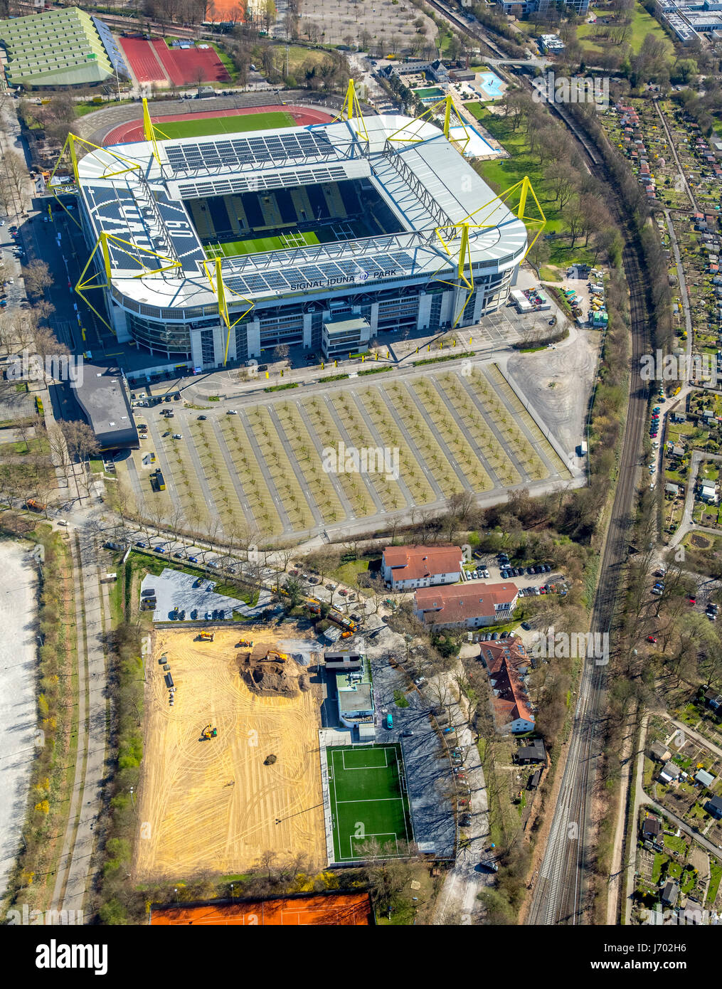 Azienda Evonik scuola calcio, BVB Dortmund training center al Signal Iduna Park, Westfalenstadion, Dortmund, la zona della Ruhr, Renania settentrionale-Vestfalia, Germania,EVOH Foto Stock
