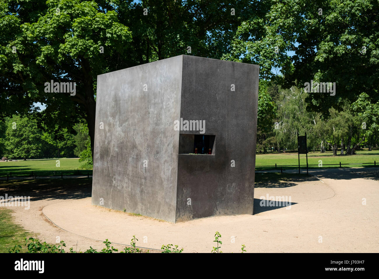 Memoriale per gli omosessuali perseguitati sotto i nazisti in Tiergarten di Berlino, Germania Foto Stock