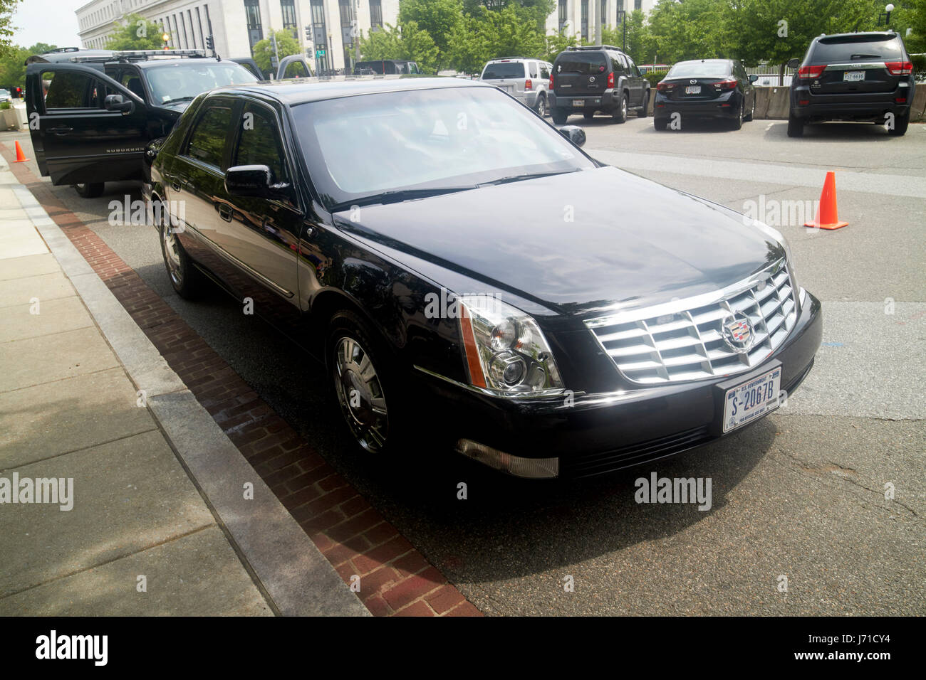 Dipartimento di stato corazzato cadillac dts deville berlina veicolo Washington DC USA Foto Stock