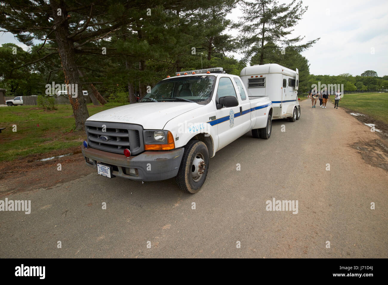 Negli Stati Uniti la polizia parco Ford F-350 veicolo autocarro con rimorchio National Mall di Washington DC USA Foto Stock