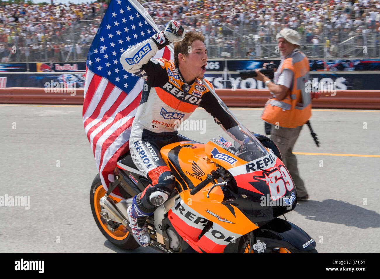 Nicky Hayden MotoGP racer vince il suo primo MotoGP Laguna Seca 2005. Nicky  è morto da grave trauma cranico subito in un incidente di bicicletta 22  Maggio 2017 Foto stock - Alamy