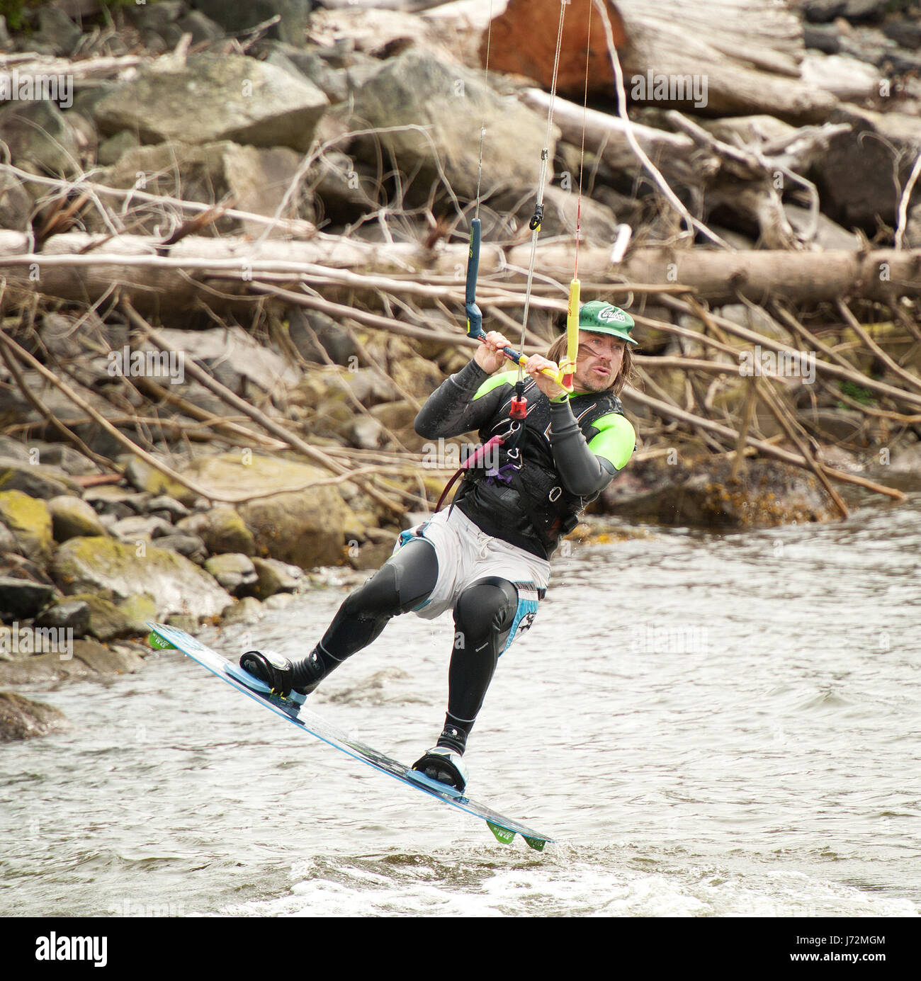 Kite boarder vicino a Newport Beach. Domenica, 21 maggio 2017. Foto di David Poiana/per la Squamish Chief. Foto Stock