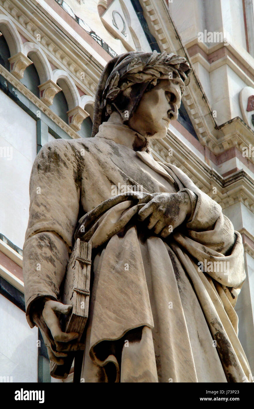 Monumento statua marmo scultura poesia arte cultura italia prenota letteratura dante Foto Stock