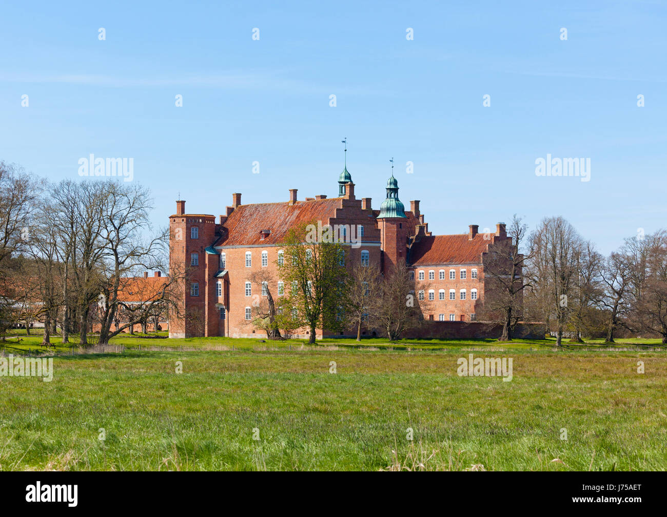 Gammel Estrup, il più famoso castello della regione dello Jutland, Danimarca Foto Stock