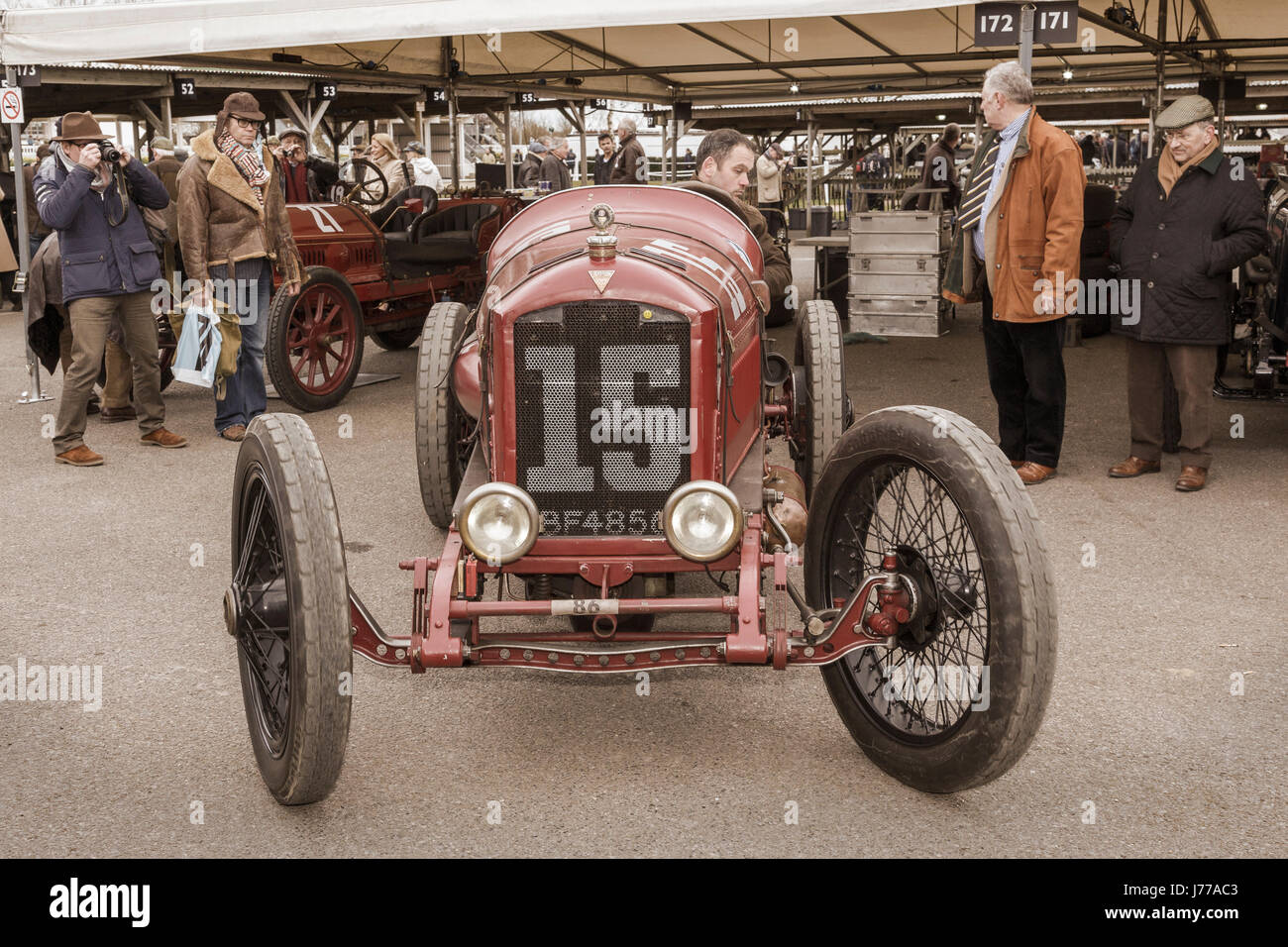 1917 Hudson Super sei nel paddock, S.F. Trofeo di bordo concorrente al Goodwood GRRC 74a Assemblea dei Soci, Sussex, Regno Unito. Foto Stock