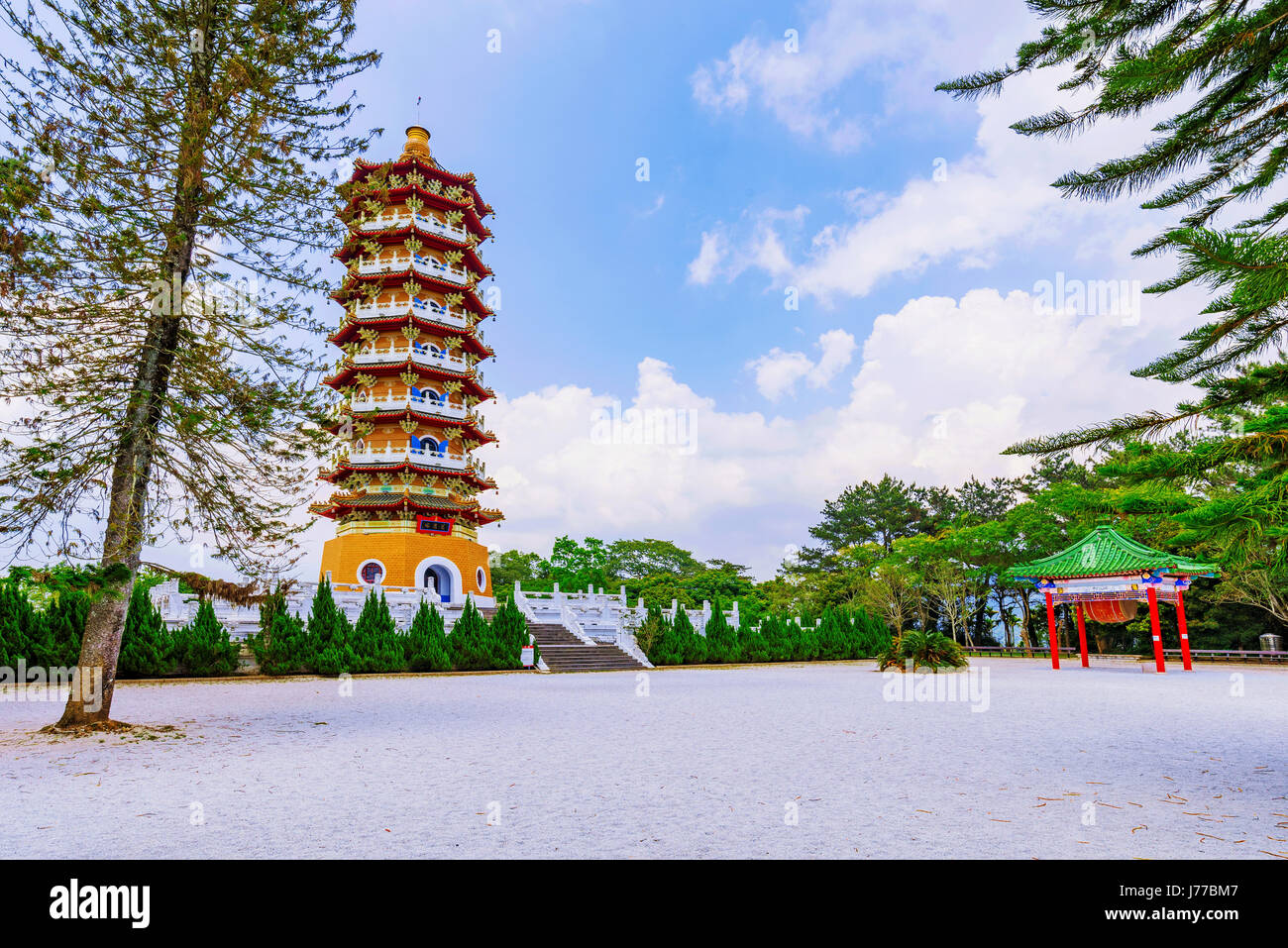 Ci'en Pagoda di architettura tradizionale e natura Foto Stock