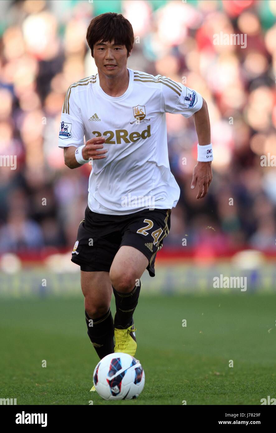 KI SUNG-YUENG SWANSEA CITY STOKE ON TRENT England Regno Unito 29 Settembre 2012 Foto Stock