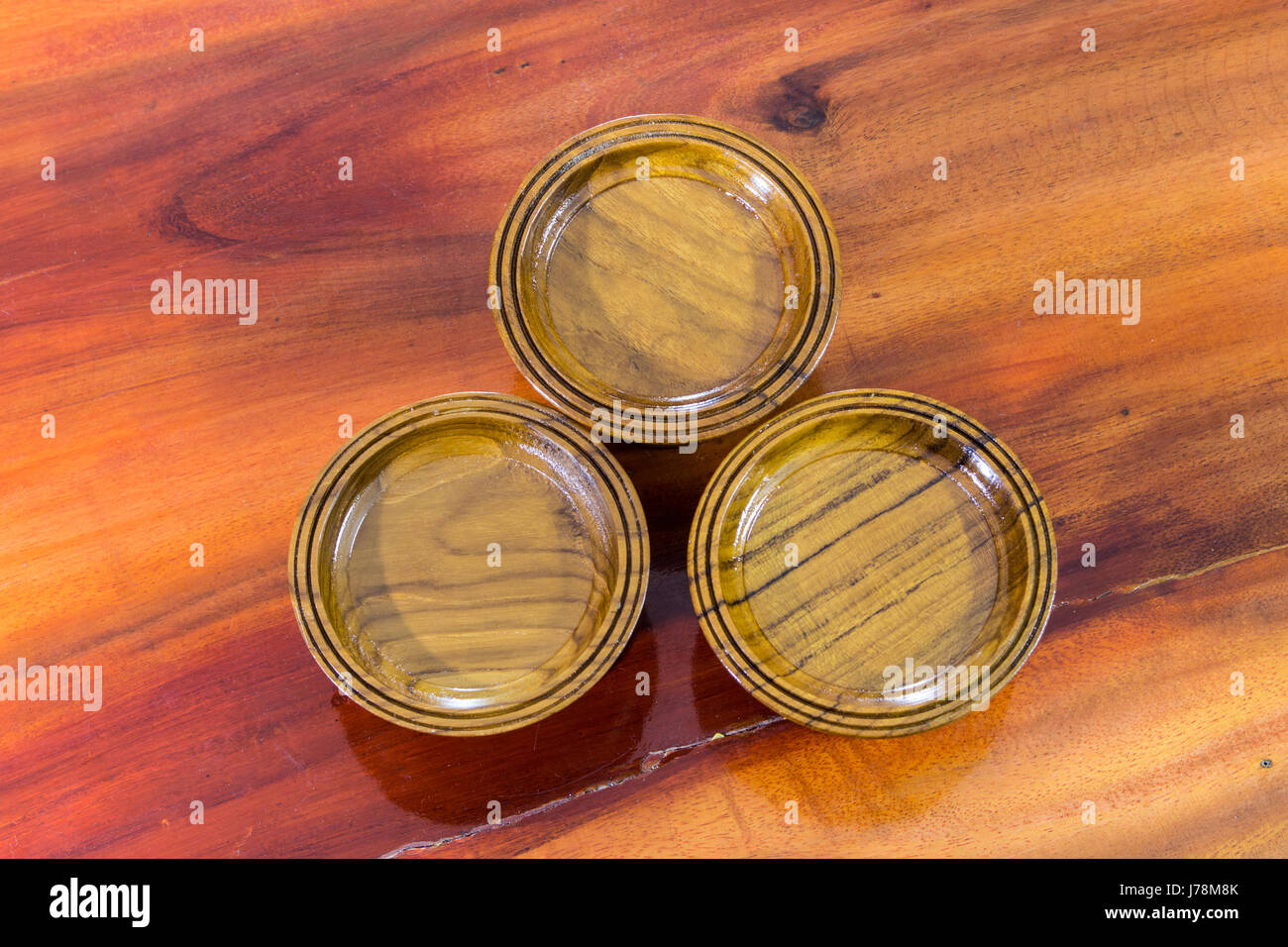 Piccolo vassoio in legno con spazio facile da modificare Foto Stock