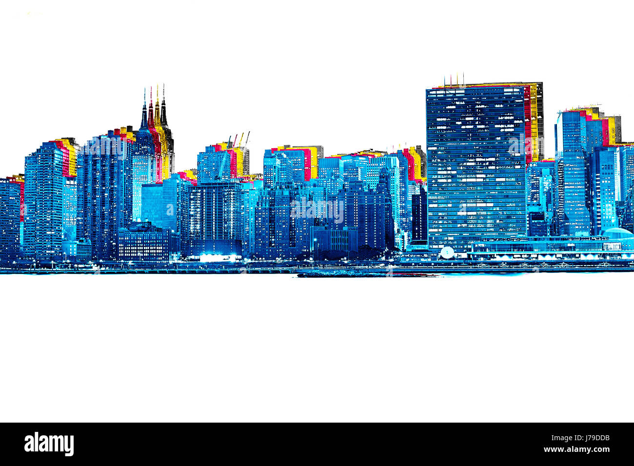 La città di New York skyline waterfront. Vista dell'Empire State Building, edificio DELLE NAZIONI UNITE Foto Stock