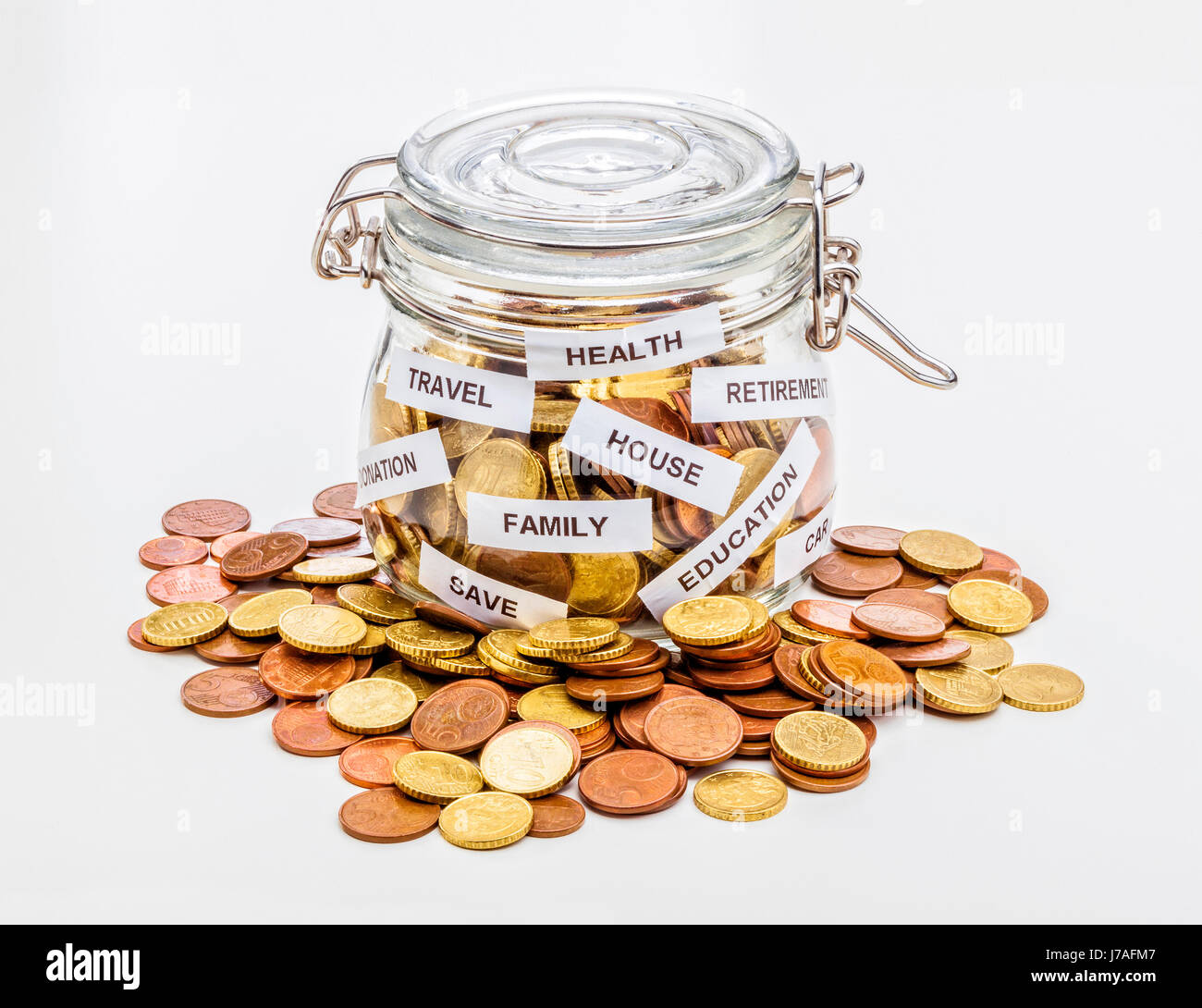 Le monete euro nel classico vasetto di vetro salva concept Foto Stock