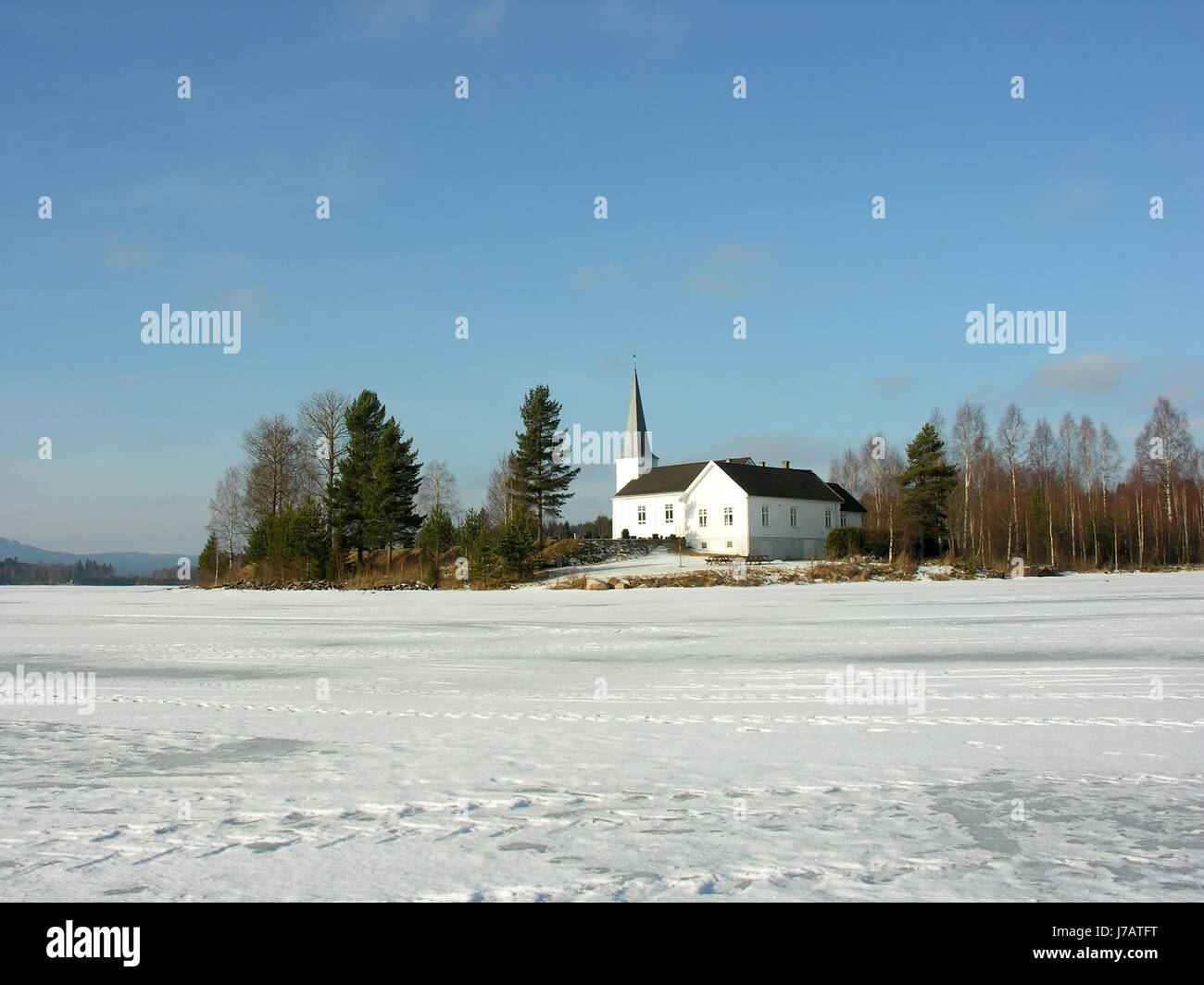 Chiesa Svezia Norvegia paesaggio invernale scandinavia acqua salata oceano mare acqua Foto Stock