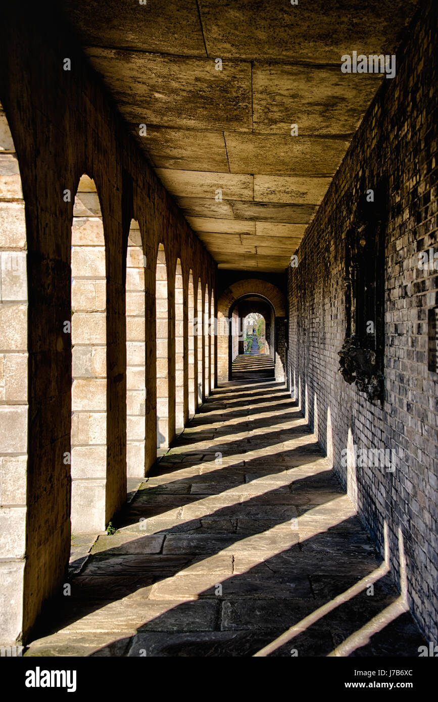 Cimitero Bromptons, Londra - un viaggio lungo il viale dei ricordi di Mark Higham: Foto Stock
