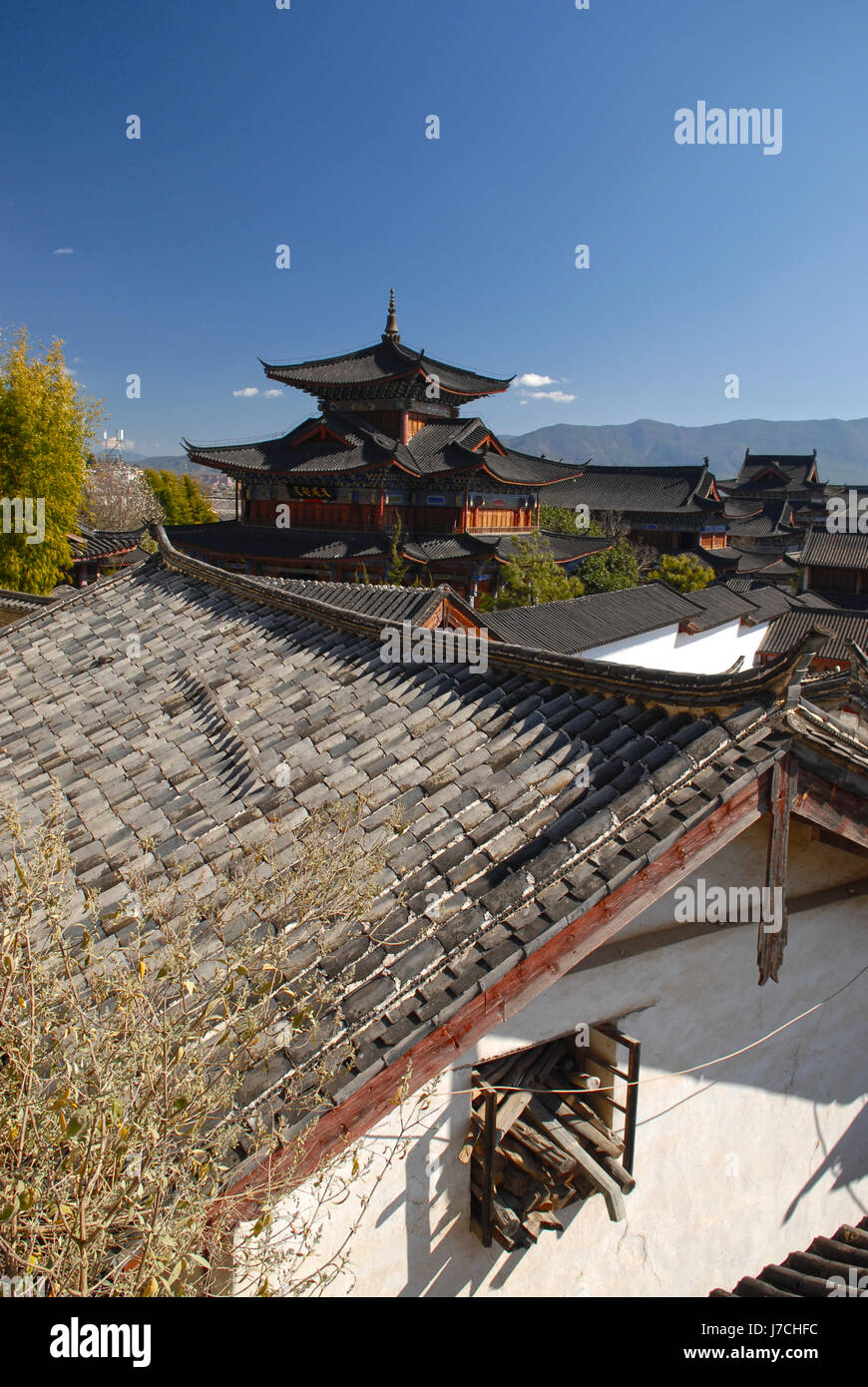 Asia sightseeing maze Cina sul tetto della casa città edificio storico in pietra con orizzonte di riferimento Foto Stock