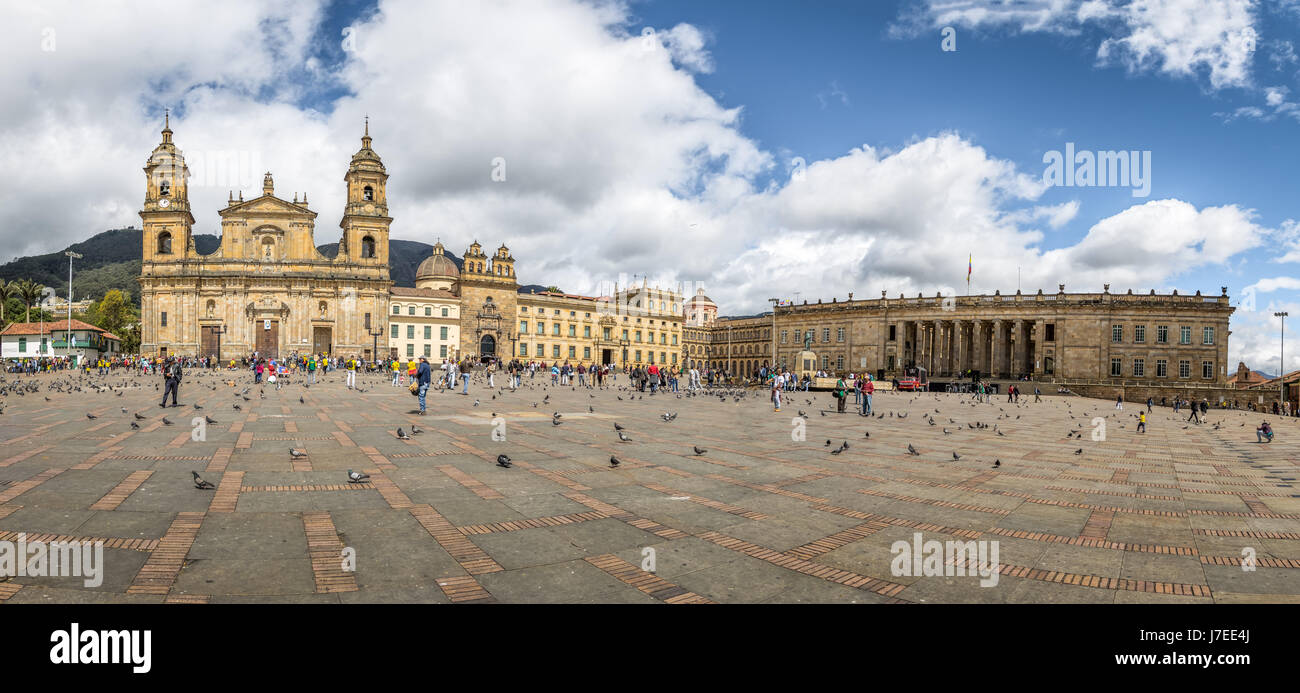 Vista panoramica di Piazza Bolivar, con la cattedrale e il colombiano Capitol Nazionale e Congresso - Bogotà, Colombia Foto Stock