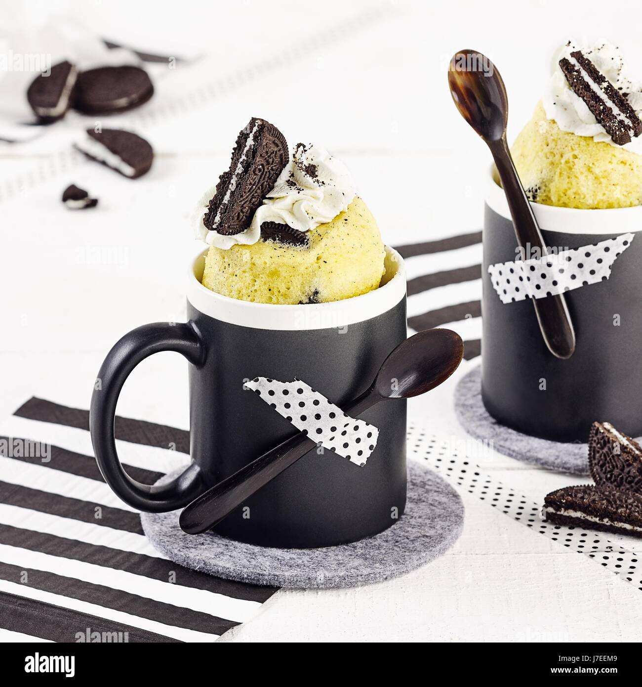 Tonka - Mug torte in bianco e nero (microonde) Foto Stock