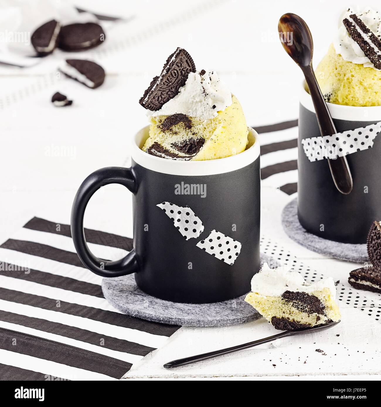 Tonka - Mug torte in bianco e nero (microonde) Foto Stock